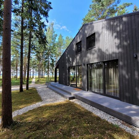 Beach House Trimpas Ungeni Eksteriør bilde